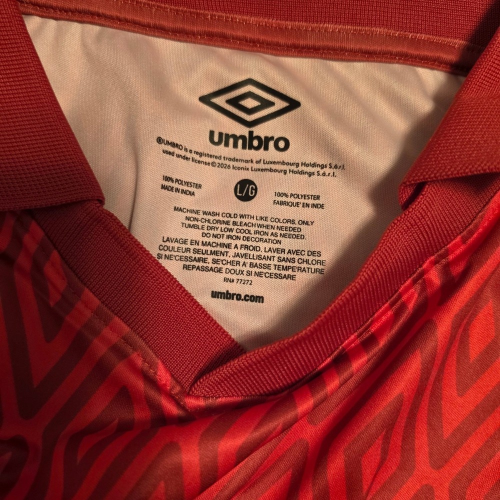 Umbro Canada Soccer Jersey Geometric Diamond Print Football 2026 Red Size Large - Picture 6 of 10